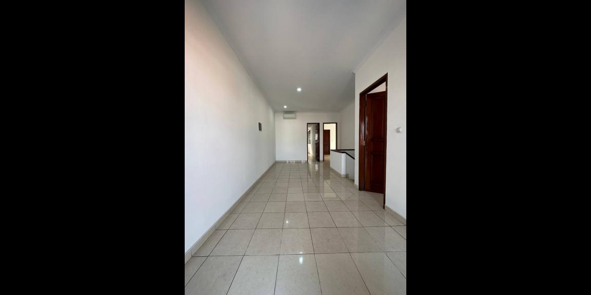 Rumah second luas Pulogadung Jakarta Timur dekat UNJ  Rumah second luas Pulogadung Jakarta Timur dekat UNJ