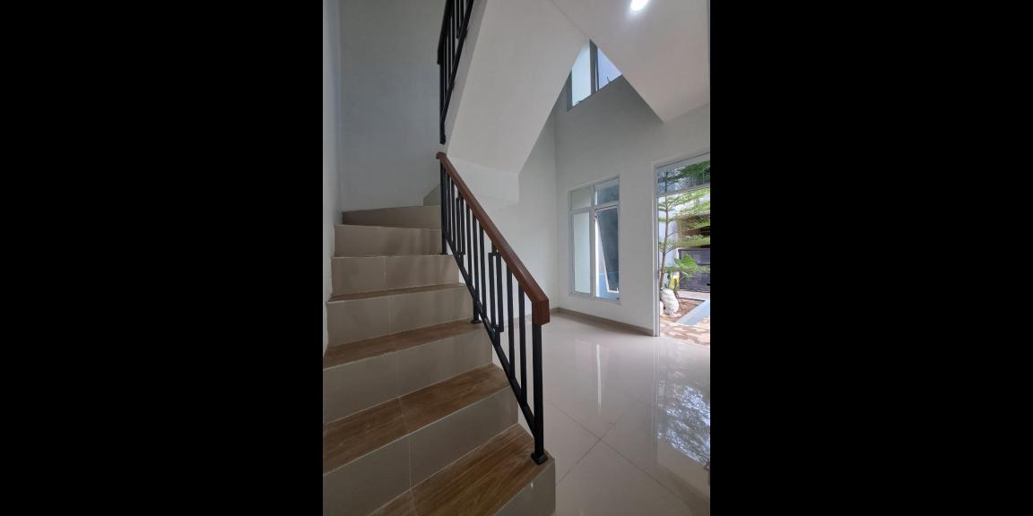 Rumah baru Cluster Ciracas Jakarta Timur dekat Cibubur Junction Rumah baru Cluster Ciracas Jakarta Timur dekat Cibubur Junction