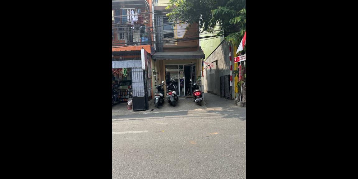 Unit Ruko strategis Kalisari Pasar Rebo Jakarta Timur Unit Ruko strategis Kalisari Pasar Rebo Jakarta Timur