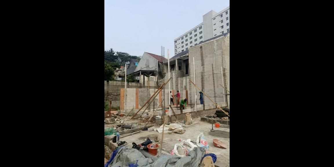 Cluster modern minimalis dekat stasiun Ciracas Jakarta Timur Cluster modern minimalis dekat stasiun Ciracas Jakarta Timur