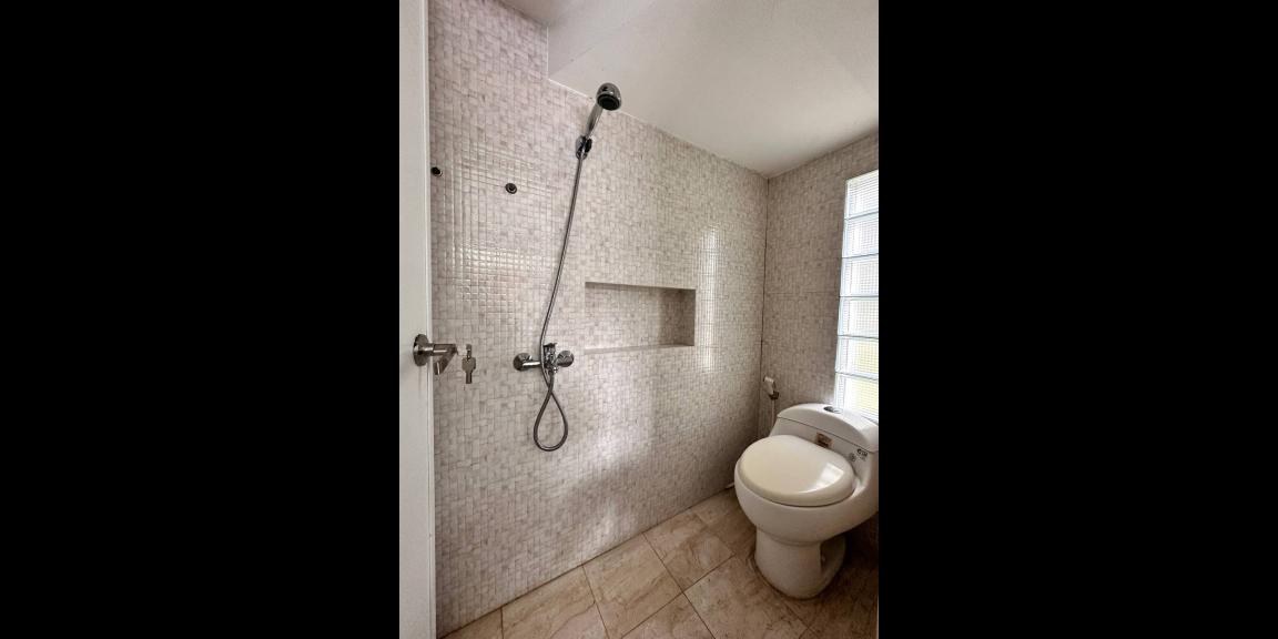 Rumah baru hook 2,5lantai Cluster Ciracas Jakarta Timur Rumah baru hook 2,5lantai Cluster Ciracas Jakarta Timur