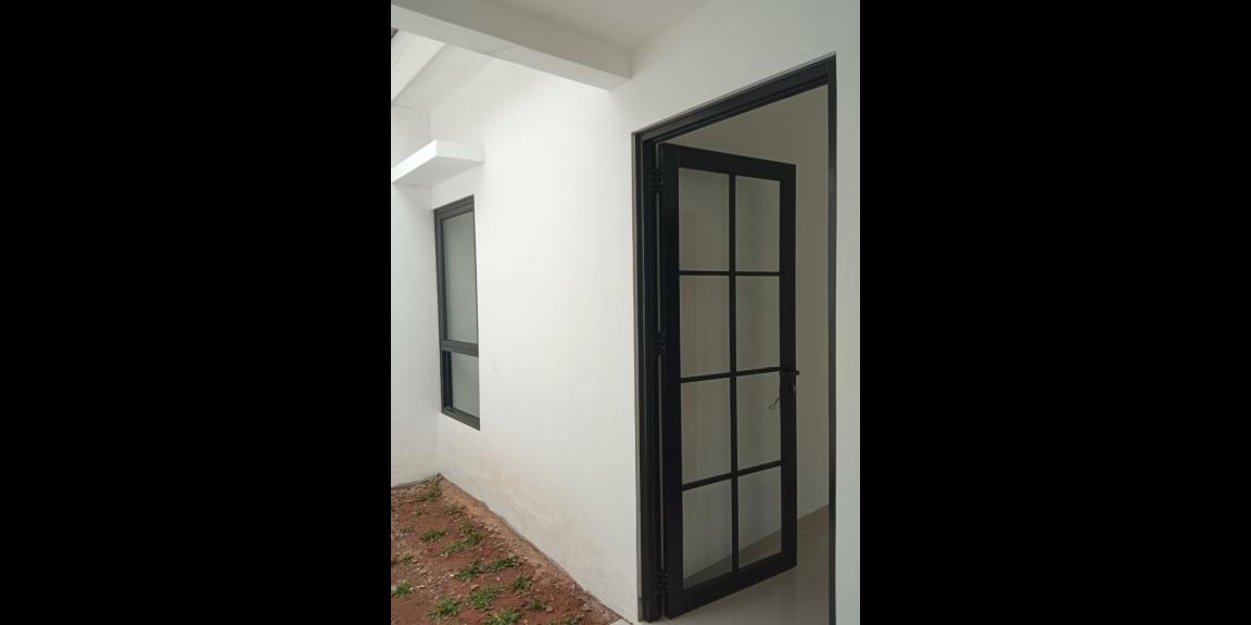 Rumah baru Cluster Cantik Lestari Pamulang Tangerang Selatan Rumah baru Cluster Cantik Lestari Pamulang Tangerang Selatan