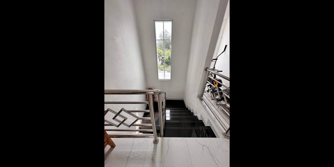 Rumah seken 2lantai Bambu Apus Jakarta Timur bisa kpr Rumah seken 2lantai Bambu Apus Jakarta Timur bisa kpr