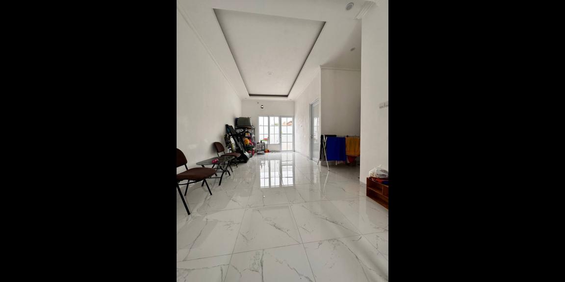 Rumah seken 2lantai Bambu Apus Jakarta Timur bisa kpr Rumah seken 2lantai Bambu Apus Jakarta Timur bisa kpr