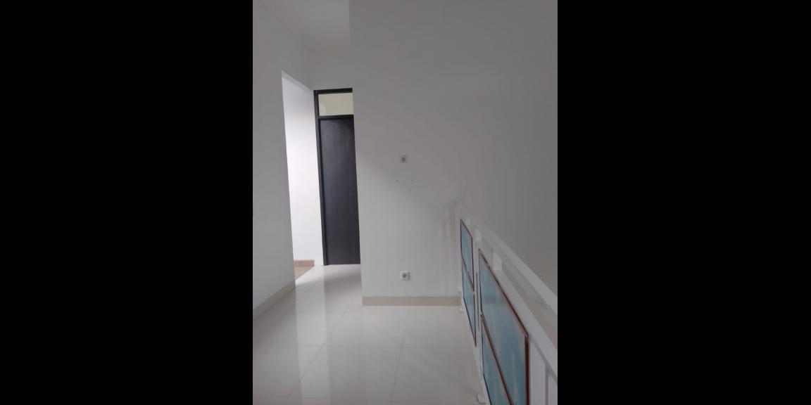 Rumah ready 2lantai bonus kolam renang Pondok Melati Bekasi Rumah ready 2lantai bonus kolam renang Pondok Melati Bekasi