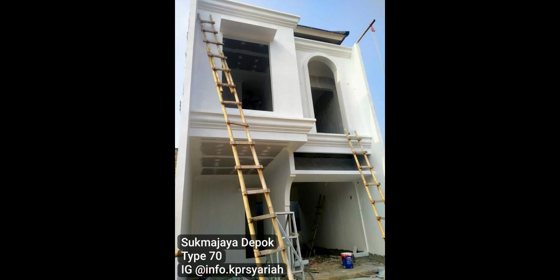 Rumah 2lantai modern klasik dekat Margocity Depok Rumah 2lantai modern klasik dekat Margocity Depok