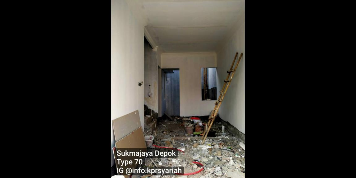 Rumah 2lantai modern klasik dekat Margocity Depok Rumah 2lantai modern klasik dekat Margocity Depok