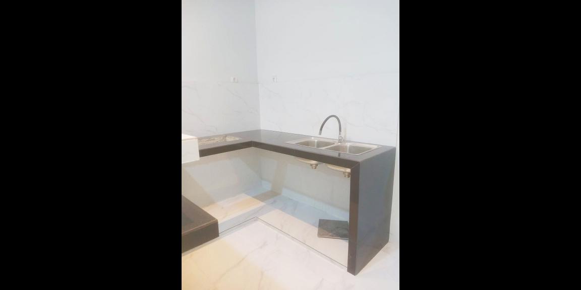 Rumah baru desain klasik bonus Rooftop Kalisari Jakarta Timur Rumah baru desain klasik bonus Rooftop Kalisari Jakarta Timur