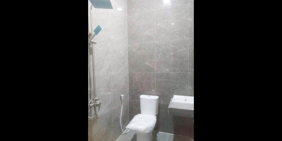 Rumah baru desain klasik bonus Rooftop Kalisari Jakarta Timur Rumah baru desain klasik bonus Rooftop Kalisari Jakarta Timur