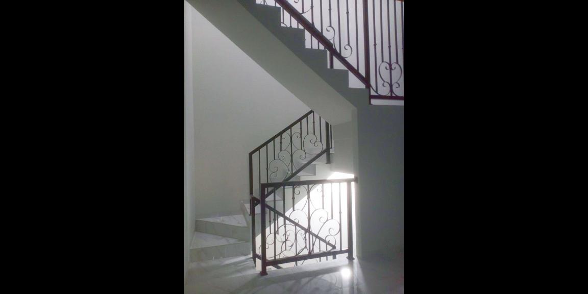 Rumah baru desain klasik bonus Rooftop Kalisari Jakarta Timur Rumah baru desain klasik bonus Rooftop Kalisari Jakarta Timur