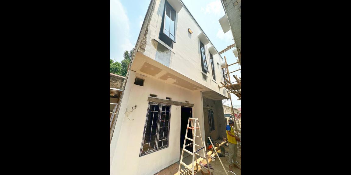 Rumah mungil 2lantai dekat Pasar Kramat Jati Jakarta Timur Rumah mungil 2lantai dekat Pasar Kramat Jati Jakarta Timur