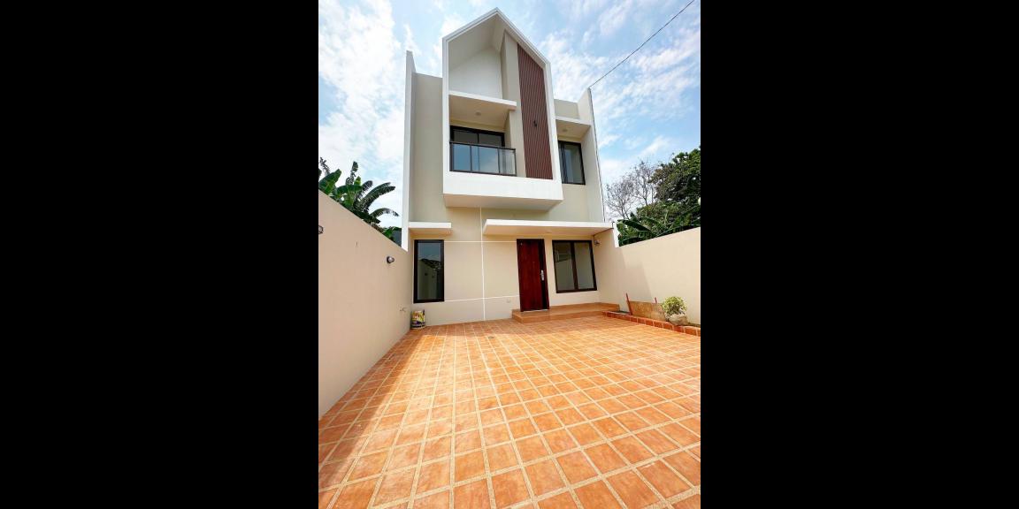 Rumah baru 2lantai Jalan Raya Kodau Kota Bekasi Rumah baru 2lantai Jalan Raya Kodau Kota Bekasi