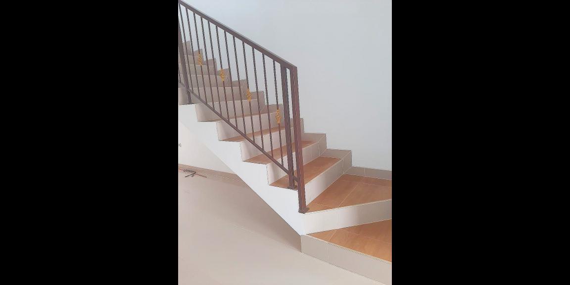 Rumah baru 2lantai Jalan Raya Kodau Kota Bekasi Rumah baru 2lantai Jalan Raya Kodau Kota Bekasi