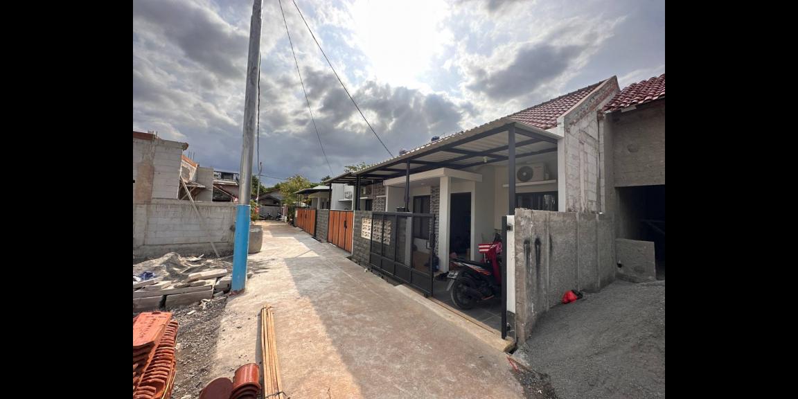 Rumah minimalis harga ekonomis Bambu Apus House Cipayung Jakarta Timur Rumah minimalis harga ekonomis Bambu Apus House Cipayung Jakarta Timur