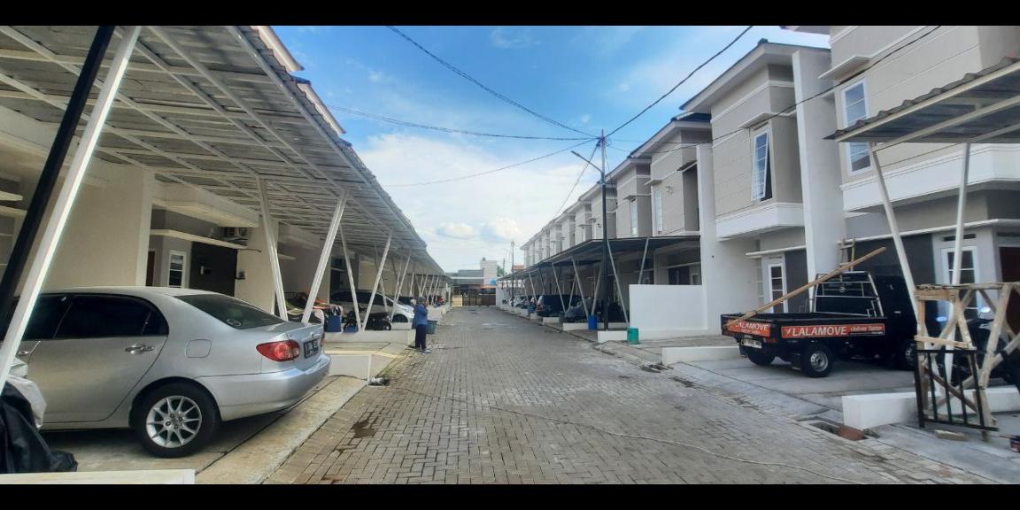 Rumah readystok dekat pintu tol BSD Pamulang Tangerang Selatan Rumah readystok dekat pintu tol BSD Pamulang Tangerang Selatan