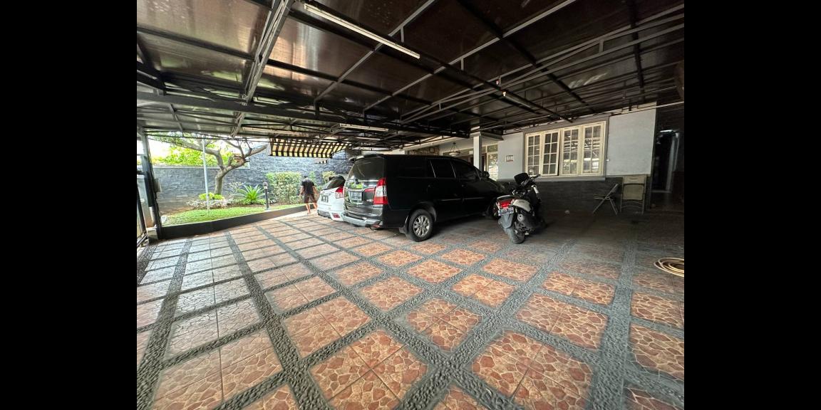 Rumah 2lantai tanah luas Batu Ampar Kramatjati Jakarta Timur Rumah 2lantai tanah luas Batu Ampar Kramatjati Jakarta Timur