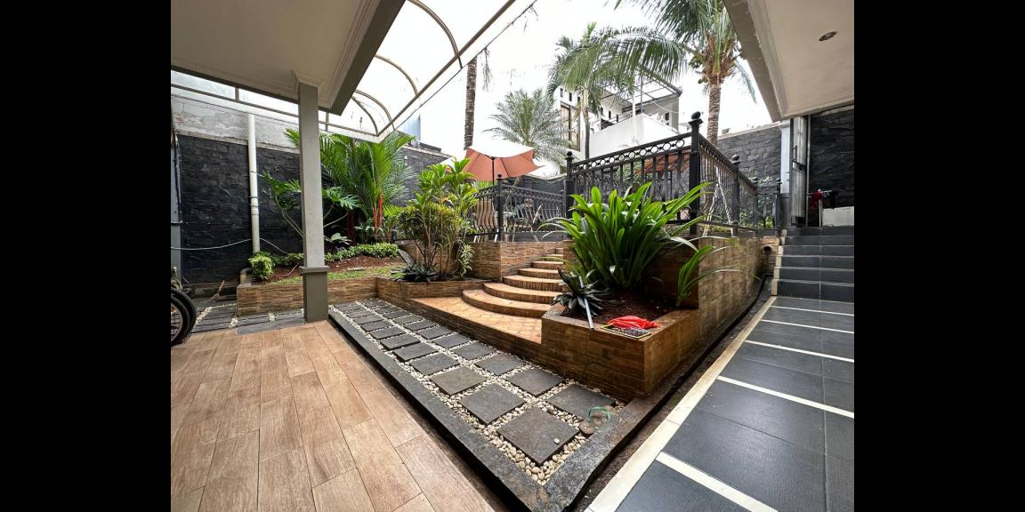 Rumah 2lantai tanah luas Batu Ampar Kramatjati Jakarta Timur Rumah 2lantai tanah luas Batu Ampar Kramatjati Jakarta Timur