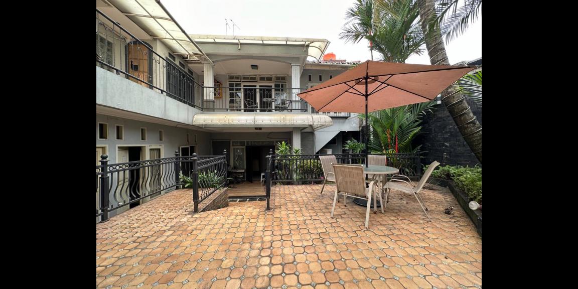 Rumah 2lantai tanah luas Batu Ampar Kramatjati Jakarta Timur Rumah 2lantai tanah luas Batu Ampar Kramatjati Jakarta Timur