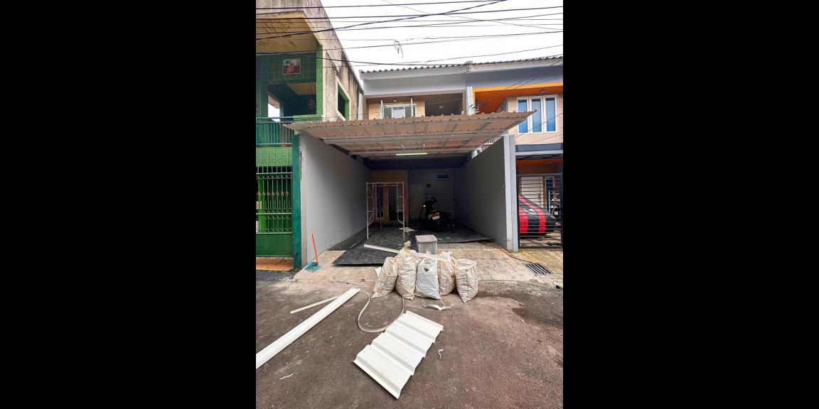 Rumah 2lantai dekat Lapan Kalisari Pasar Rebo Jakarta Timur Rumah 2lantai dekat Lapan Kalisari Pasar Rebo Jakarta Timur