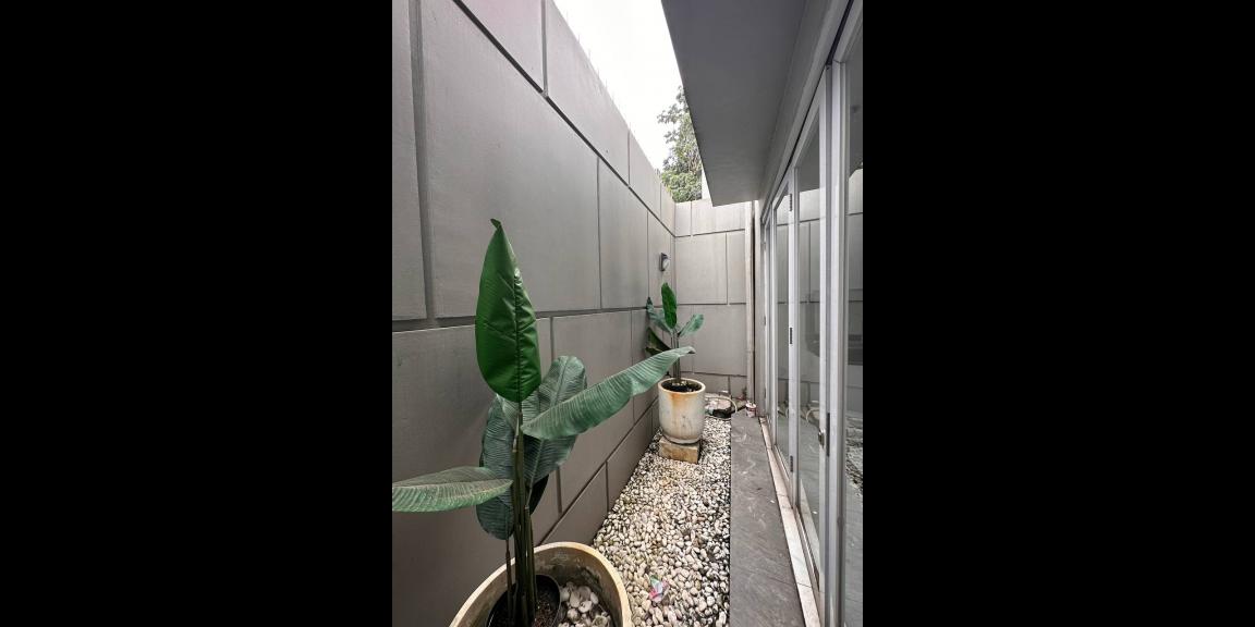 Rumah 2lantai dekat Lapan Kalisari Pasar Rebo Jakarta Timur Rumah 2lantai dekat Lapan Kalisari Pasar Rebo Jakarta Timur