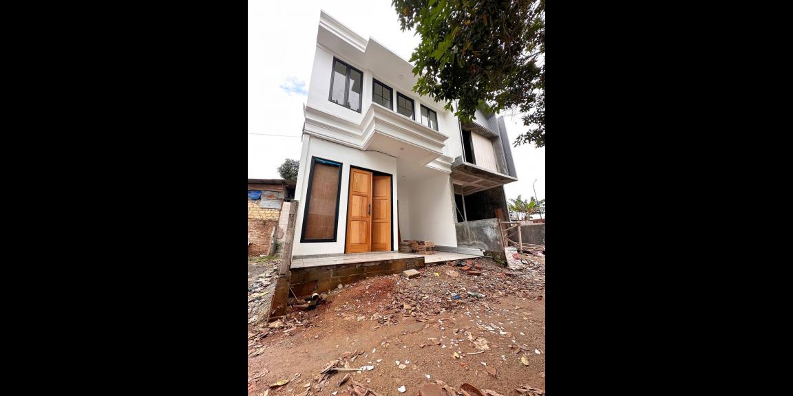 Rumah minimalis 2lantai Ciracas dekat Mall Cijantung Jakarta Timur Rumah minimalis 2lantai Ciracas dekat Mall Cijantung Jakarta Timur