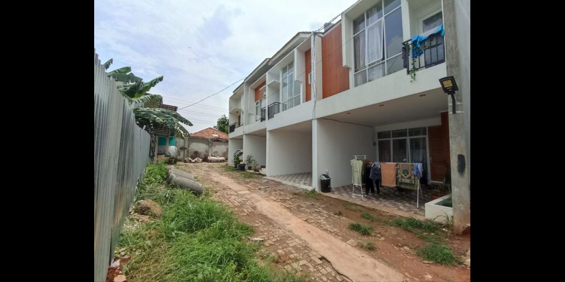 Townhouse Rumah Mezzanine dekat Stasiun Lrt Ciracas Jakarta Timur Townhouse Rumah Mezzanine dekat Stasiun Lrt Ciracas Jakarta Timur