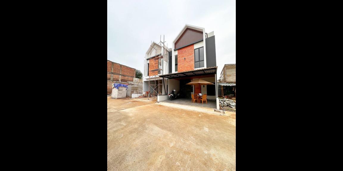 Rumah ready Cluster strategis dekat stasiun Lrt Cibubur Jakarta Timur Rumah ready Cluster strategis dekat stasiun Lrt Cibubur Jakarta Timur