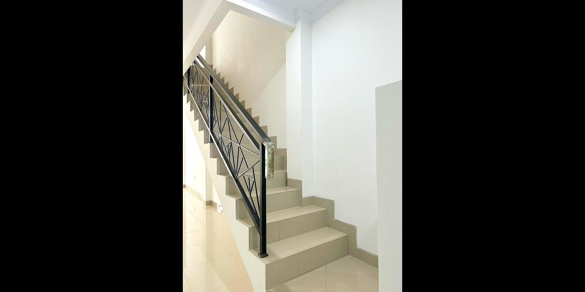 Ruko 4lantai bonus Rooftop di Rawamangun Jakarta Timur Ruko 4lantai bonus Rooftop di Rawamangun Jakarta Timur