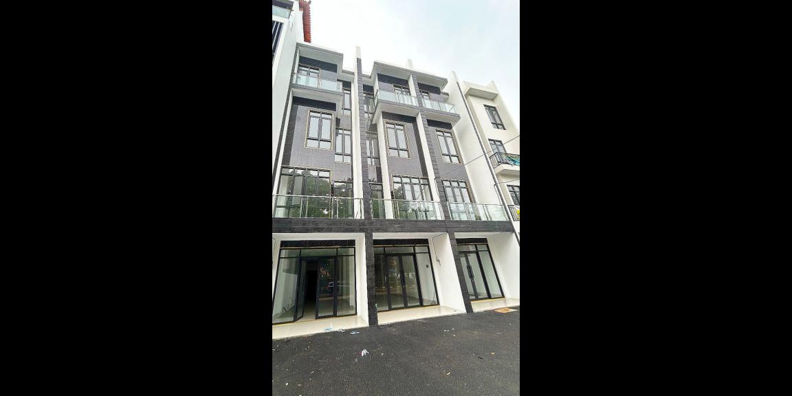 Ruko 4lantai bonus Rooftop di Rawamangun Jakarta Timur Ruko 4lantai bonus Rooftop di Rawamangun Jakarta Timur