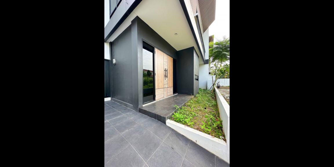 Rumah baru siap huni Caman Jatibening Kota Bekasi Rumah baru siap huni Caman Jatibening Kota Bekasi