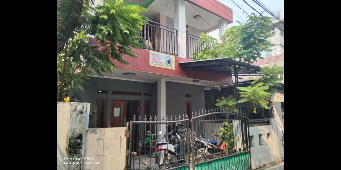 Rumah dengan 9 kamar kos strategis di Makasar Jakarta Timur Rumah dengan 9 kamar kos strategis di Makasar Jakarta Timur