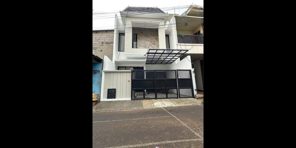 Rumah baru bonus kolam renang di Mampang Jakarta Selatan Rumah baru bonus kolam renang di Mampang Jakarta Selatan