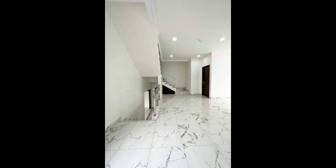 Rumah 3lantai modern kontemporer Duren Sawit Jakarta Timur Rumah 3lantai modern kontemporer Duren Sawit Jakarta Timur