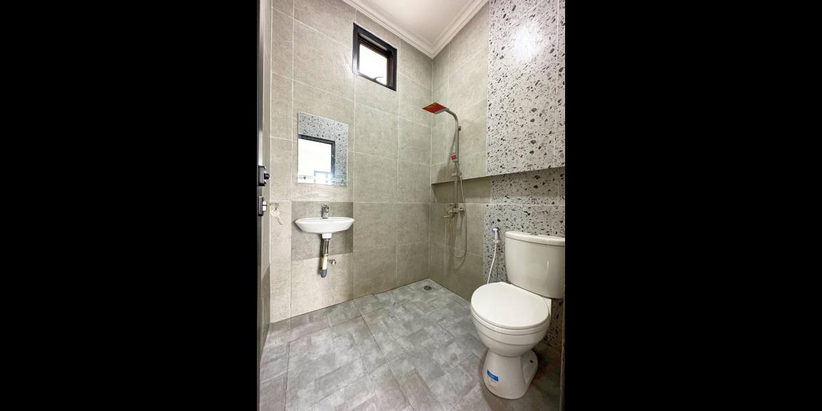 Rumah 3lantai modern kontemporer Duren Sawit Jakarta Timur Rumah 3lantai modern kontemporer Duren Sawit Jakarta Timur