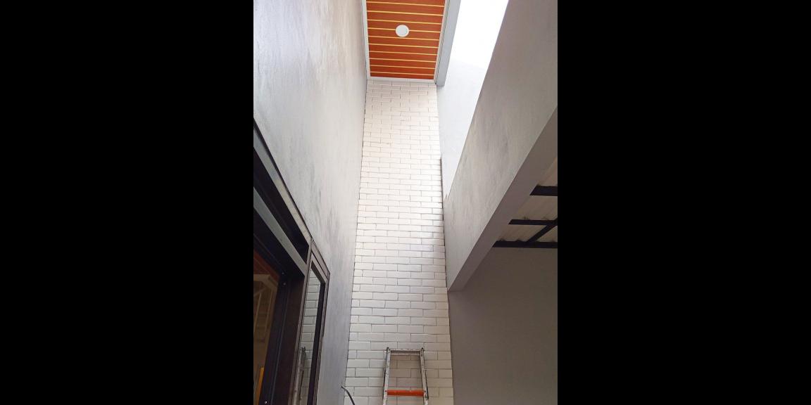 Rumah mezzanine plus rooftop di Jati Asih Bekasi bonus furnish Rumah mezzanine plus rooftop di Jati Asih Bekasi bonus furnish