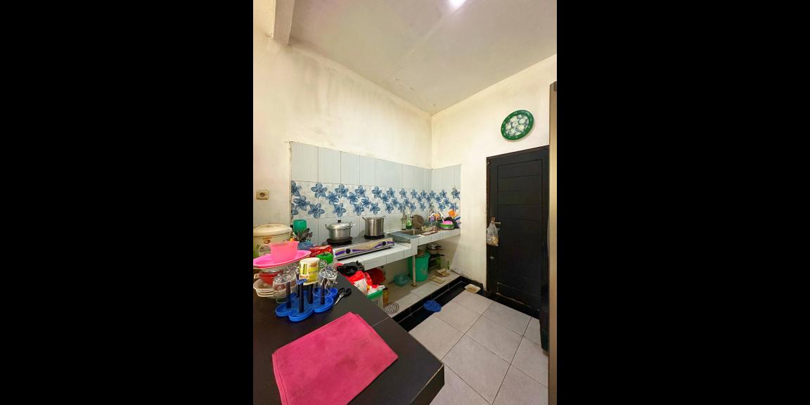 Rumah second 2lantai di Jati Rahayu Pondok Gede Bekasi  Rumah second 2lantai di Jati Rahayu Pondok Gede Bekasi