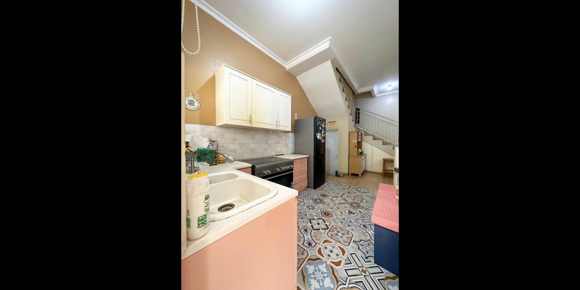 Rumah second terawat komplek Pondok Kelapa Duren Sawit Jakarta Timur Rumah second terawat komplek Pondok Kelapa Duren Sawit Jakarta Timur