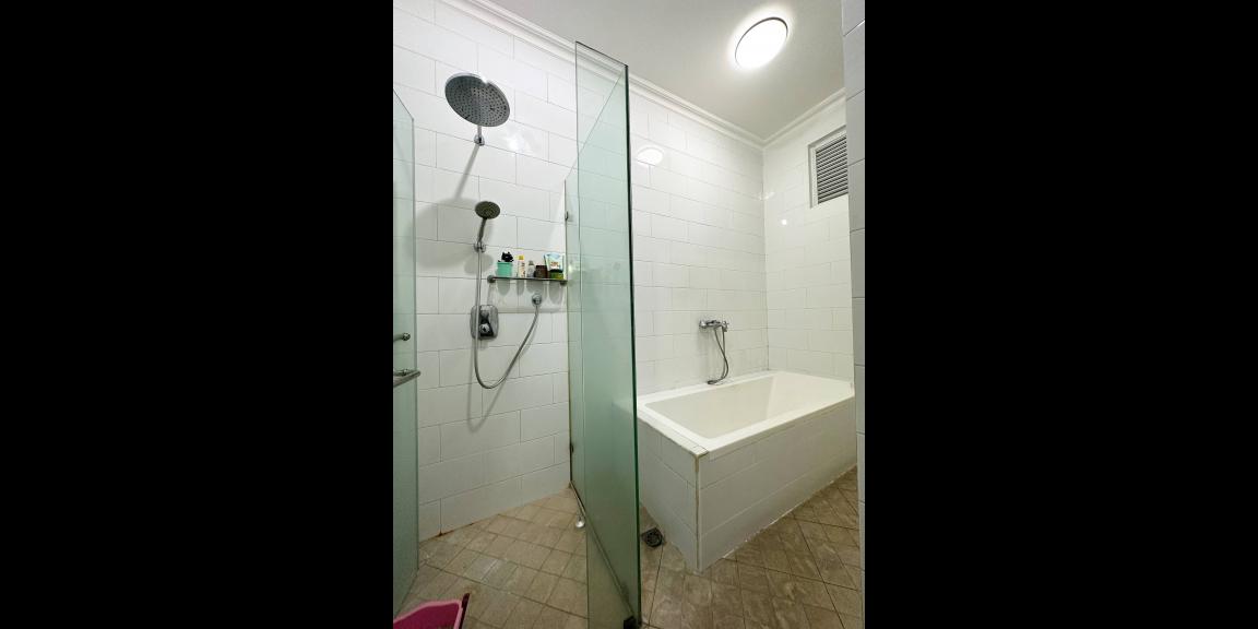 Rumah second terawat komplek Pondok Kelapa Duren Sawit Jakarta Timur Rumah second terawat komplek Pondok Kelapa Duren Sawit Jakarta Timur