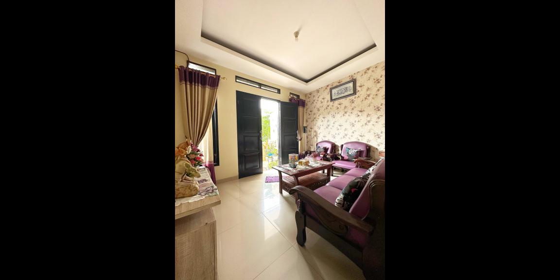 Rumah second tanah luas di Pondok Kelapa Duren Sawit Jakarta Timur Rumah second tanah luas di Pondok Kelapa Duren Sawit Jakarta Timur