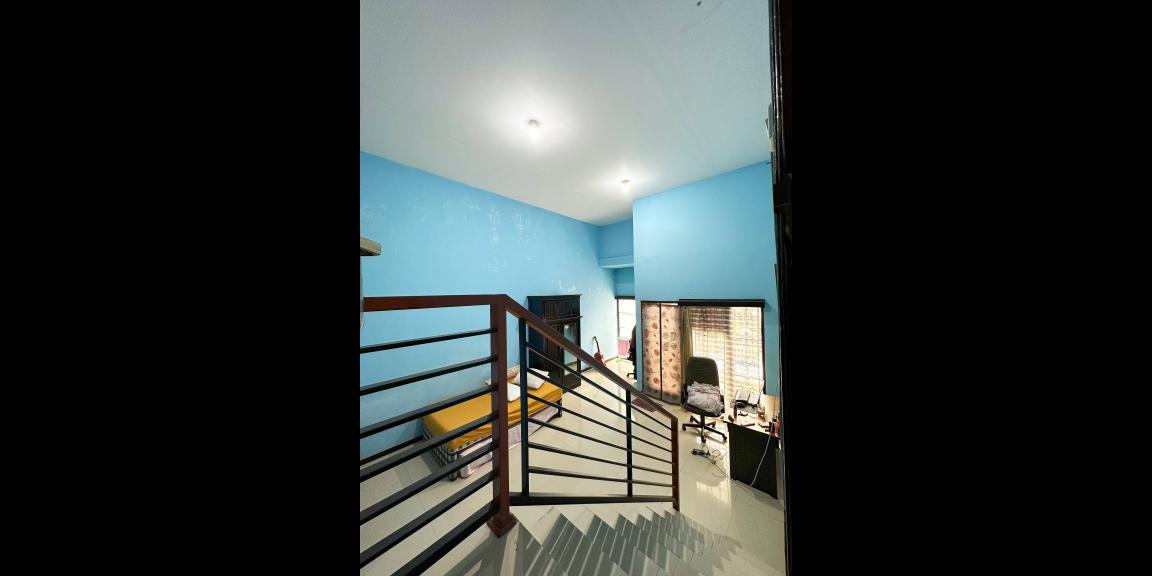 Rumah second tanah luas di Pondok Kelapa Duren Sawit Jakarta Timur Rumah second tanah luas di Pondok Kelapa Duren Sawit Jakarta Timur