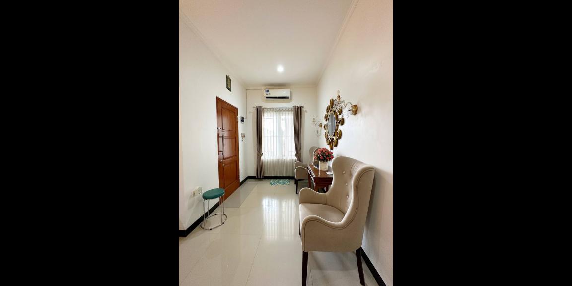 Rumah second 2lantai nyaman terawat di Pondok Melati Kota Bekasi Rumah second 2lantai nyaman terawat di Pondok Melati Kota Bekasi