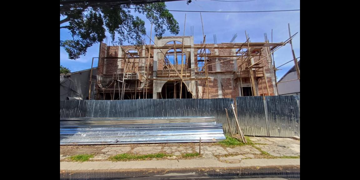 Luxury House with minipool at Jati Padang Jakarta Selatan Luxury House with minipool at Jati Padang Jakarta Selatan