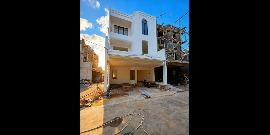Rumah mewah industrial futuristik dijual Pondok Kelapa Jakarta Timur Rumah mewah industrial futuristik dijual Pondok Kelapa Jakarta Timur