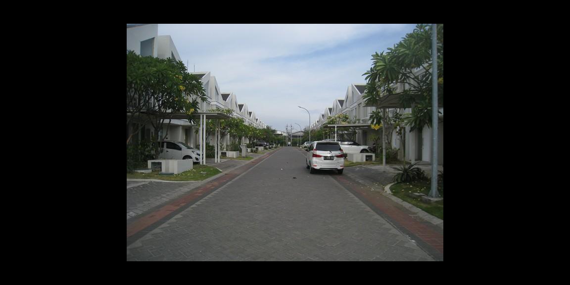 Sewa Rumah 2 lantai Minimalis Modern di Grand Pakuwon, Tandes, Surabaya Sewa Rumah 2 lantai Minimalis Modern di Grand Pakuwon, Tandes, Surabaya