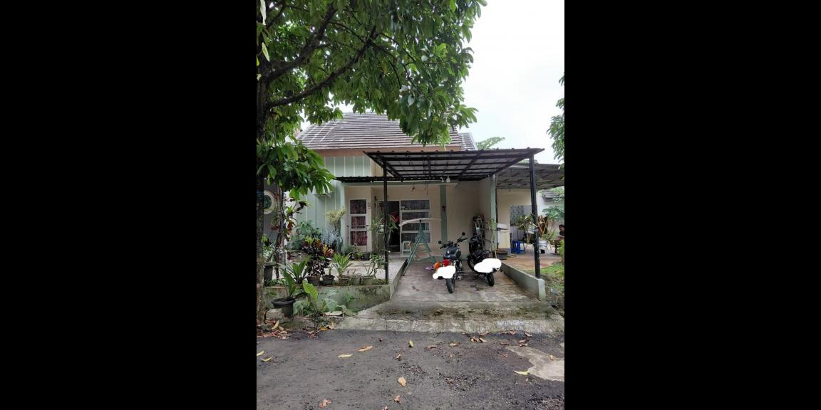 Rumah second Hook Perumahan Cibinong Bogor Rumah second Hook Perumahan Cibinong Bogor