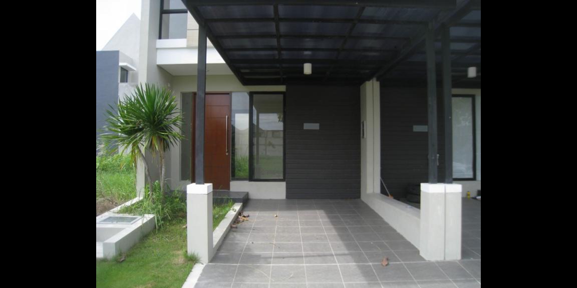 DiSewakan Rumah Baru Siap Huni di Citraland North West Central, Surabaya DiSewakan Rumah Baru Siap Huni di Citraland North West Central, Surabaya