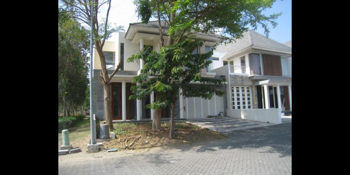 CitraLand The GreenLake Surabaya - Disewakan Rumah 2 Lt, 4 Kamar, Siap huni. CitraLand The GreenLake Surabaya - Disewakan Rumah 2 Lt, 4 Kamar, Siap huni.