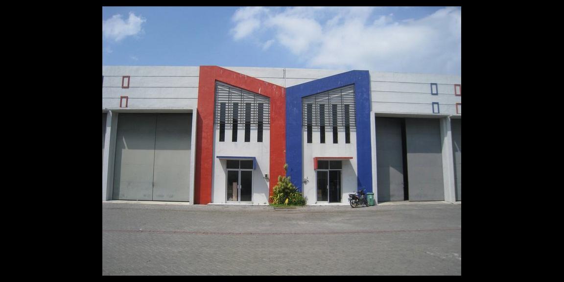 Gudang Penyimpanan dan Distribusi Legundi Bizpark, Driyorejo, Gresik. Gudang Penyimpanan dan Distribusi Legundi Bizpark, Driyorejo, Gresik.