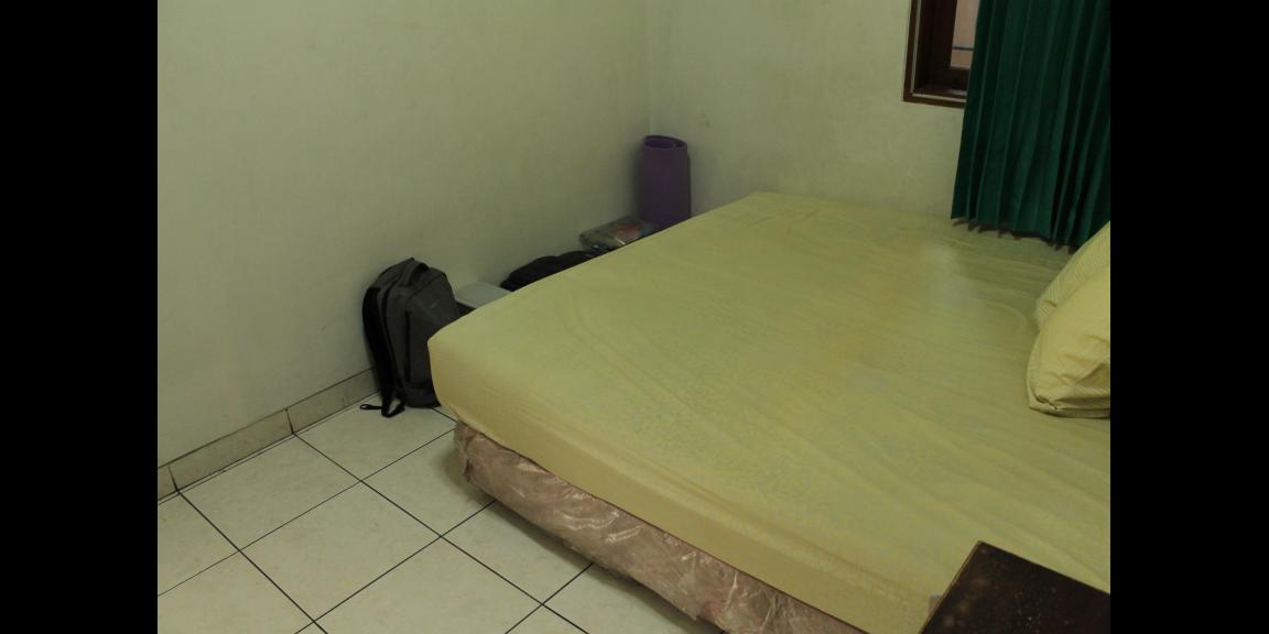 Dijual rumah BU Hoek 2 lantai tanpa perantara Dijual rumah BU Hoek 2 lantai tanpa perantara