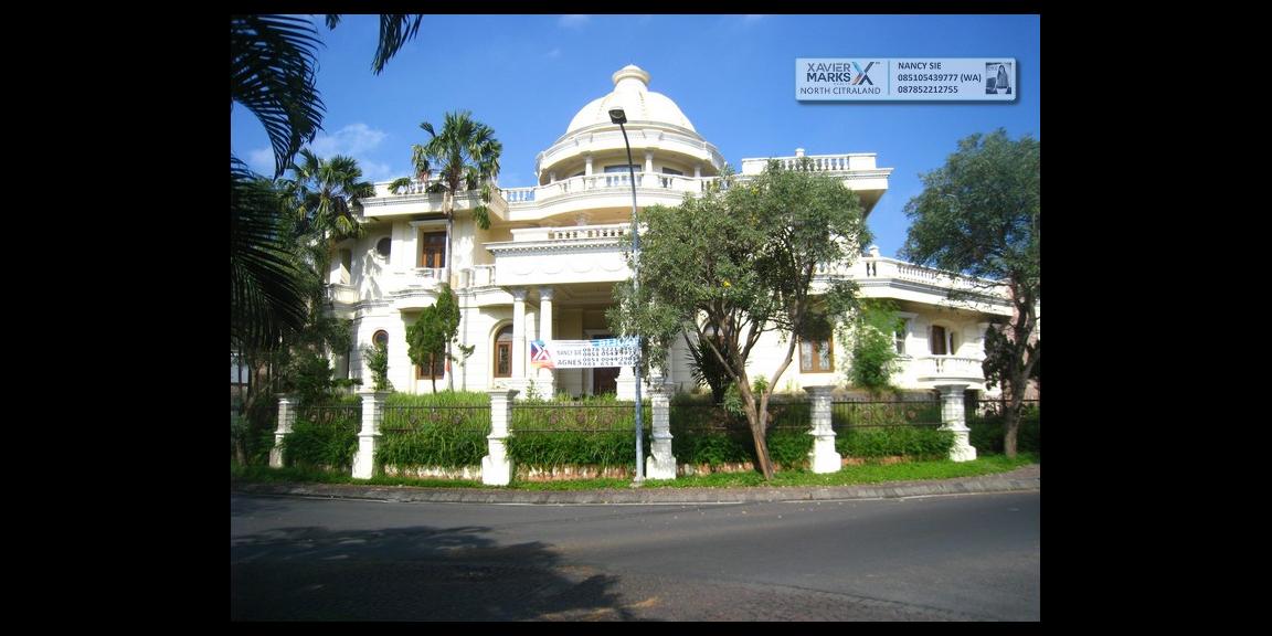 RUMAH DIJUAL @ Raya Bukit Golf Utama Citraland Surabaya - Prestigious Family Home RUMAH DIJUAL @ Raya Bukit Golf Utama Citraland Surabaya - Prestigious Family Home